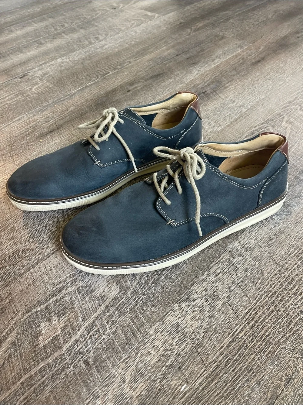 Johnston & Murphy McGuffey Plain Toe Derby shoes navy